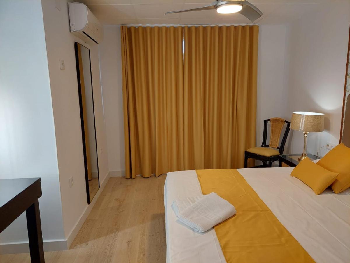 Hostal Garden Rous Paiporta Zewnętrze zdjęcie